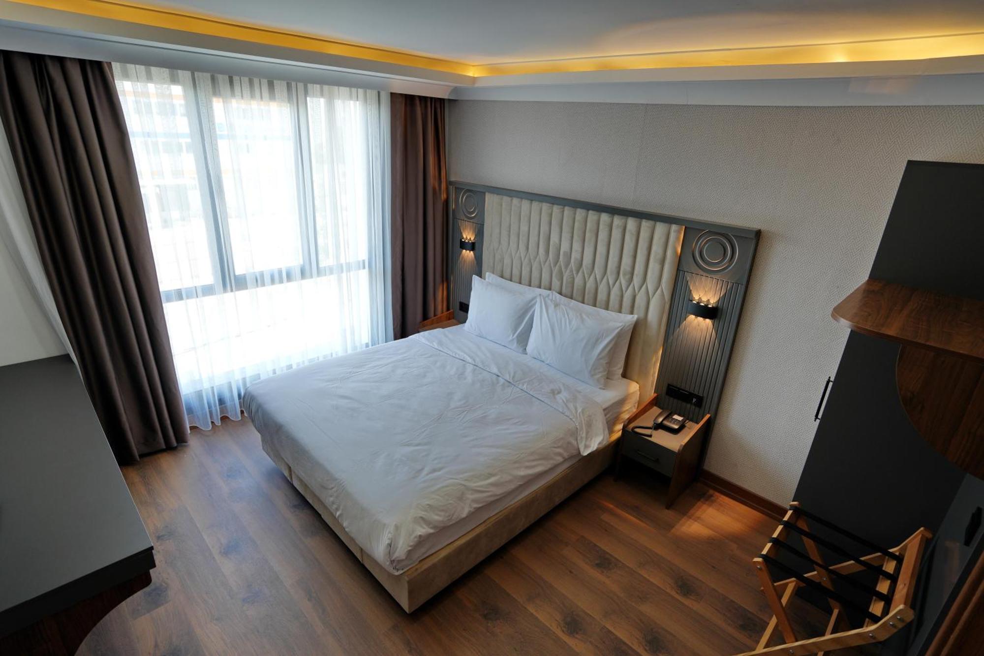 Shelton Airport Hotel Arnavutkoy Buitenkant foto